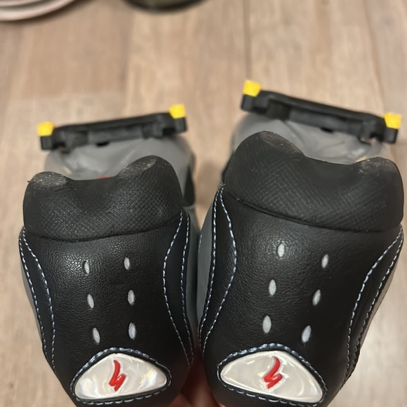Specialized Biking Cycling Shoes model 6103-3537 size 37. US size 7 - Picture 13 of 16